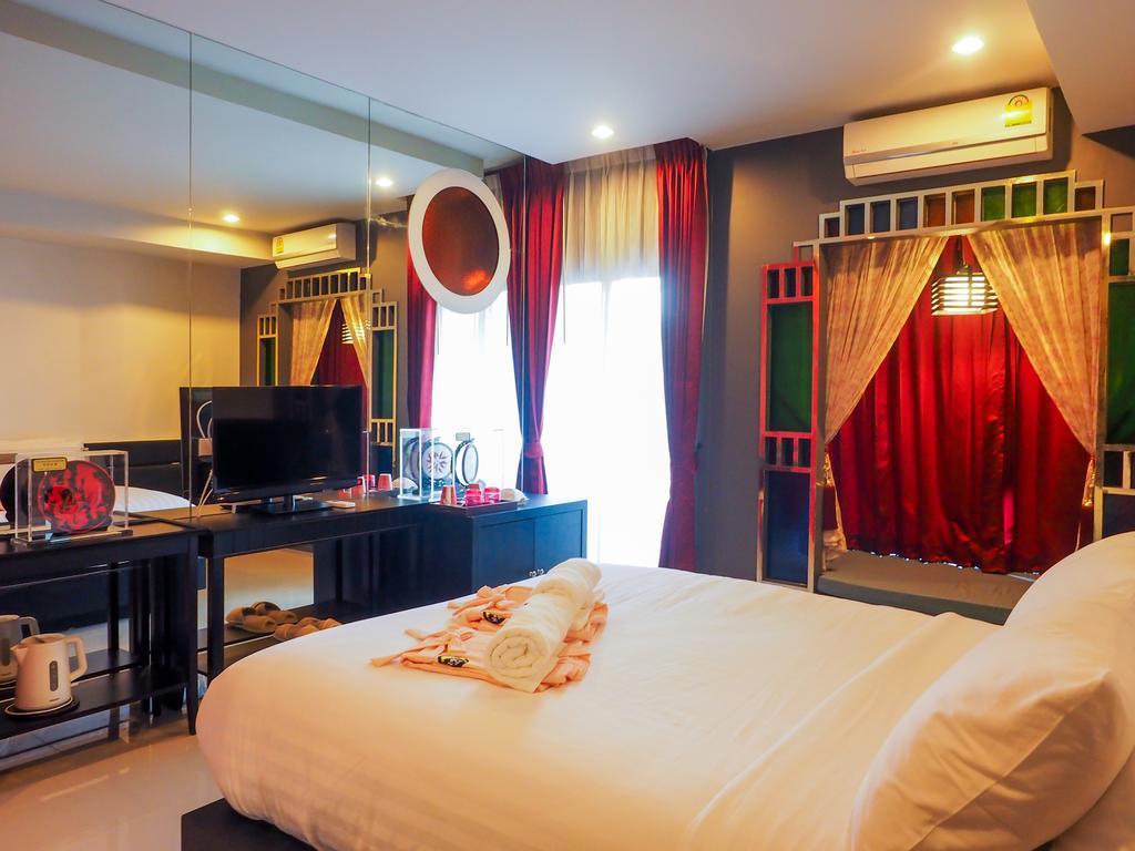 צ'יאנג מאי De Ja Moon Hostel מראה חיצוני תמונה